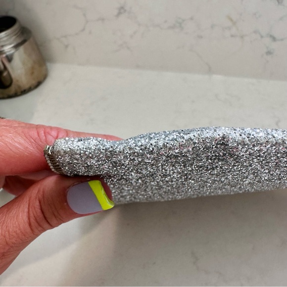 Rebecca Minkoff Silver Glitter Leo Clutch EUC - Picture 15 of 17
